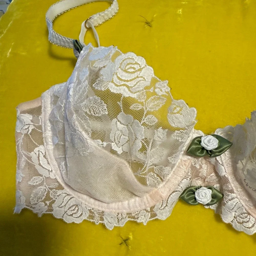 For Love & Lemons Sweetheart Floral Rose Lace Bra‎ White Cream Bridal Lingerie S